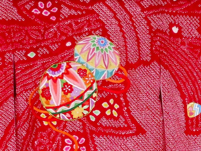 お宮参り特選着物正絹（初着・産着）女児G8-103 総絞-熨斗目・手毬