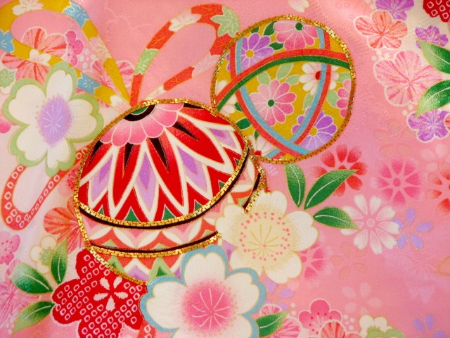 お宮参り着物正絹（初着・産着）女児G4-4 毬に熨斗目柄ピンク地裾