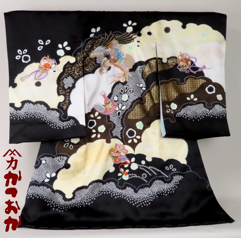 お宮参り特選着物正絹（初着・産着）男児G8-16 鷹に軍配 ・馬具柄