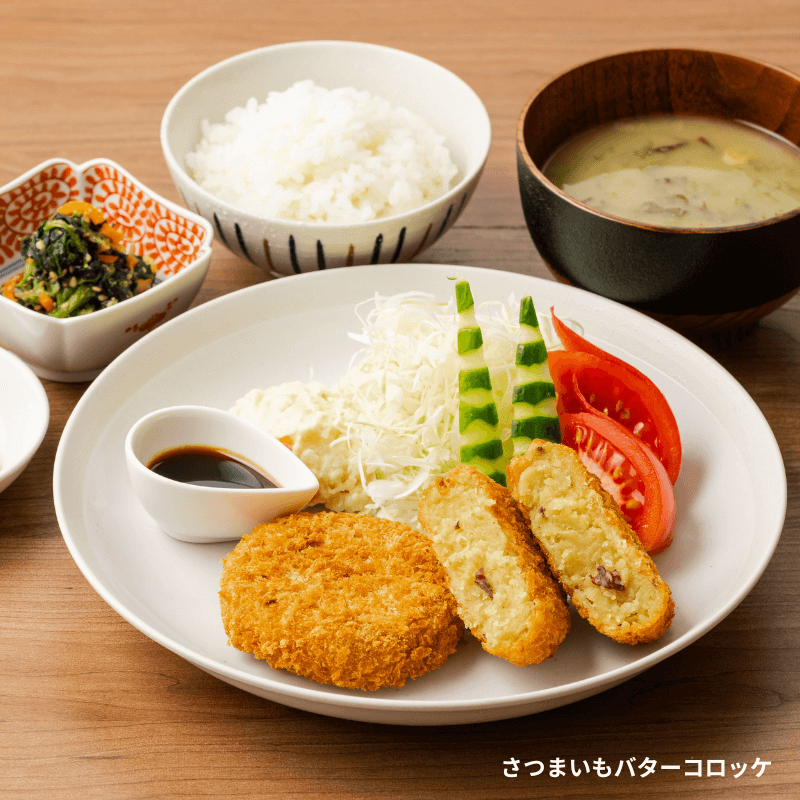 山田屋まるごと全種類セット 24点<br>(冷凍・要フライ調理)<br><br>・富ヘレ×3個<br>・富ロース×3個<br>・一口ヘレかつ×4個<br>・チーズチキン×2個<br>・メンチかつ×２個<br>・コロッケ×2個<br>・さつまいもバターコロッケ×2個<br>・牛すじコロッケ×2個<br>・海老フライ×4個<br>・秘伝とんかつソース×1本