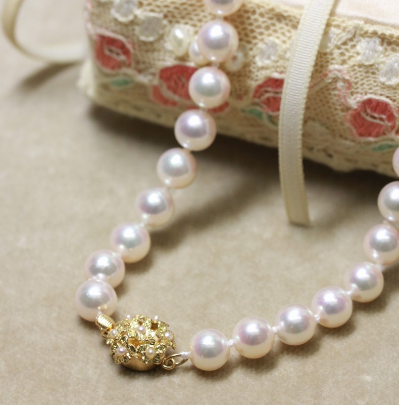 2．イチゴの花のクラスプのネックレス (セミオーダー商品） | ジェイ