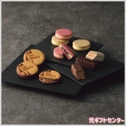 THE　SWEETS　ザ・スウィーツ　キャラメルサンドクッキー（オリジナル＆苺）　１８個　SCSSB18　２０２５お歳暮