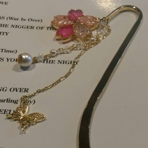 ���ꥹ���ե������Υ֥å��ޡ������šʣ���ʪ��