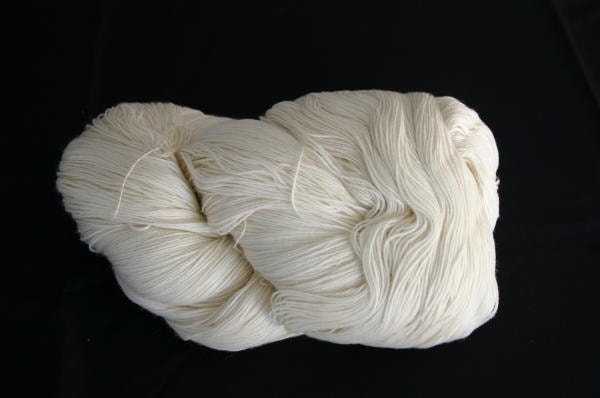 防縮ウール糸 2/10　1綛約250g