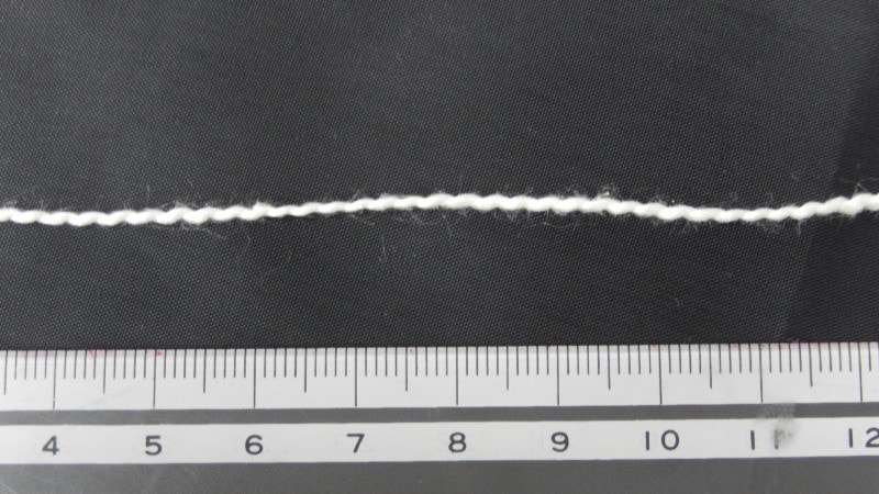 絹100％練巻糸　1綛約136g