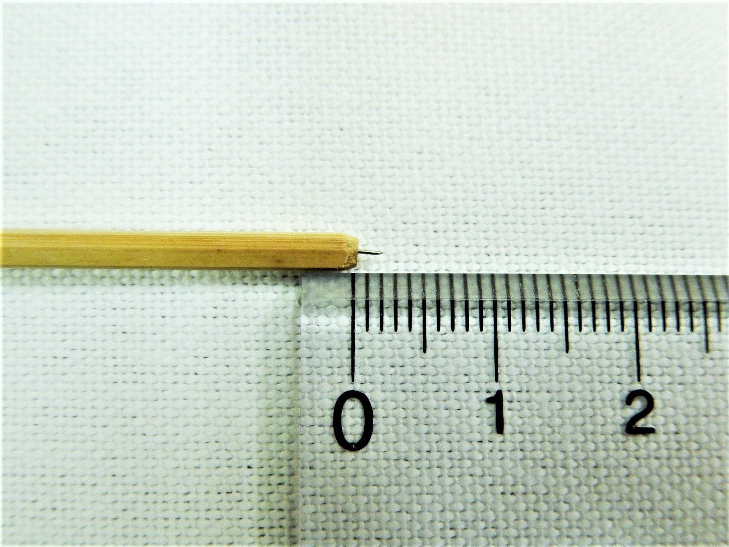 絹張伸子・中細（40cm×2.2mm）　50本　Kinubari Shinshi ：mid-fine