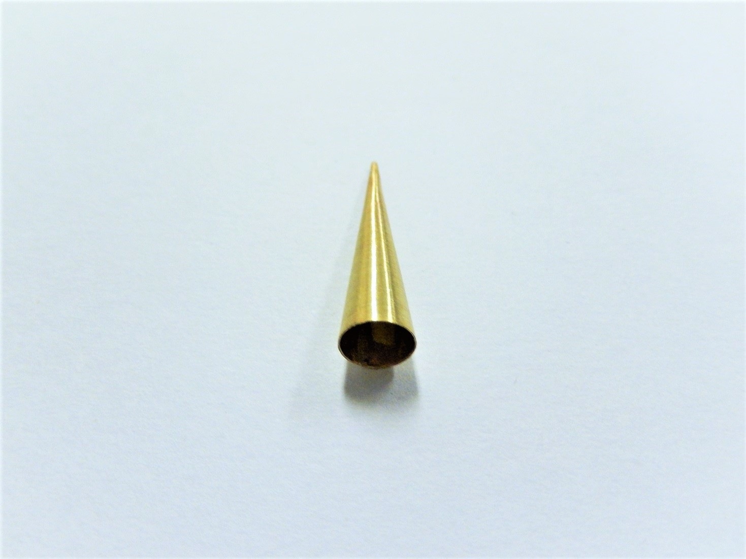 先金　糸目特長8号（25mm） Sakigane itome(extra-fine line) #8 , Brass tip for Tsutsugawa