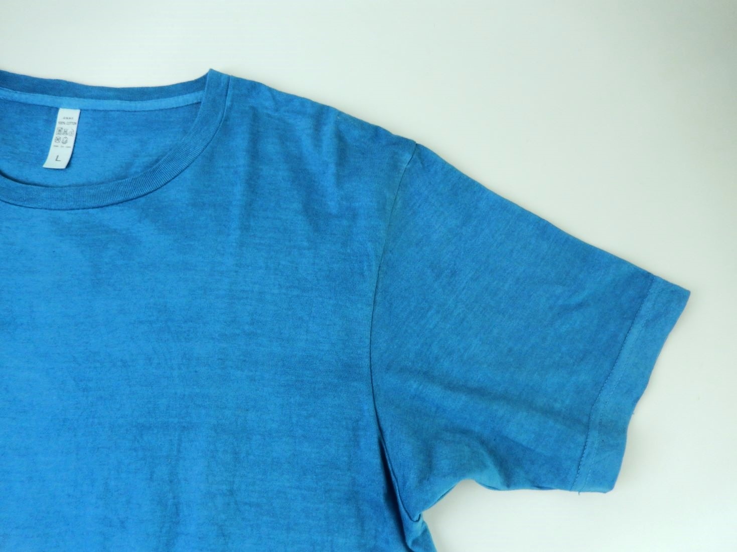 綿100％　ユニセックスTシャツ　Mサイズ　1枚