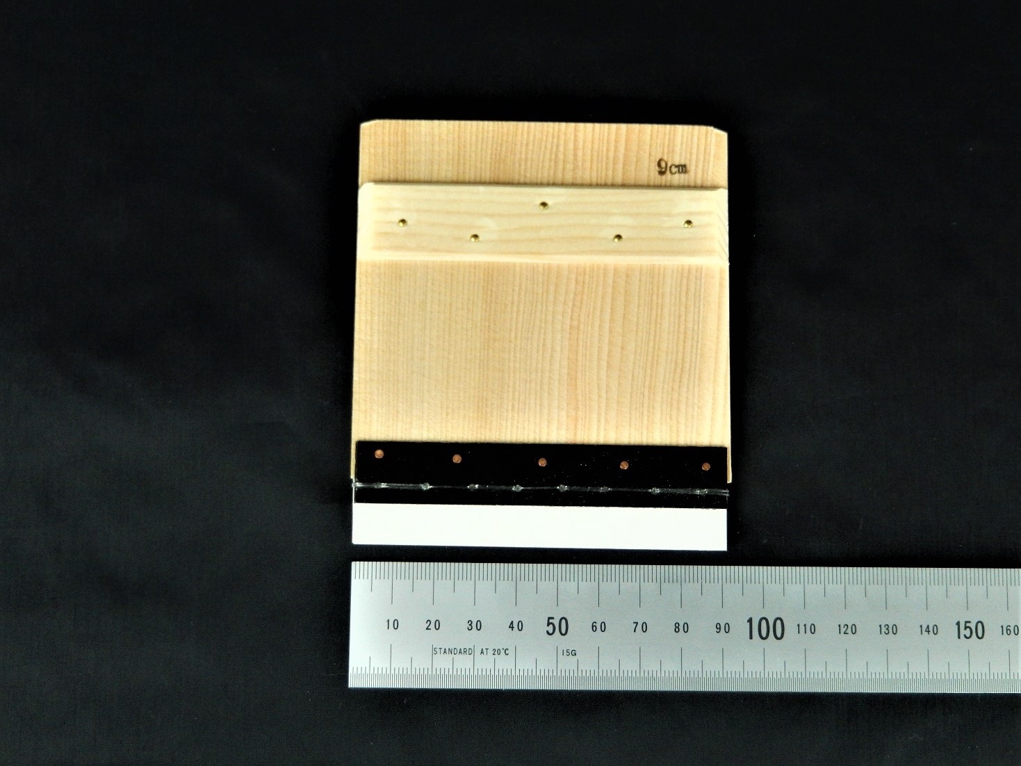 駒ベラ・白ゴム付　9cm Komabera , Wooden squeege(spreader) with rubber
