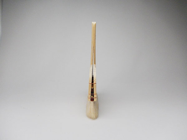 薄口白のり刷毛金賞5寸(15cm)(井沢製)A brush for applying funori and soybean juice