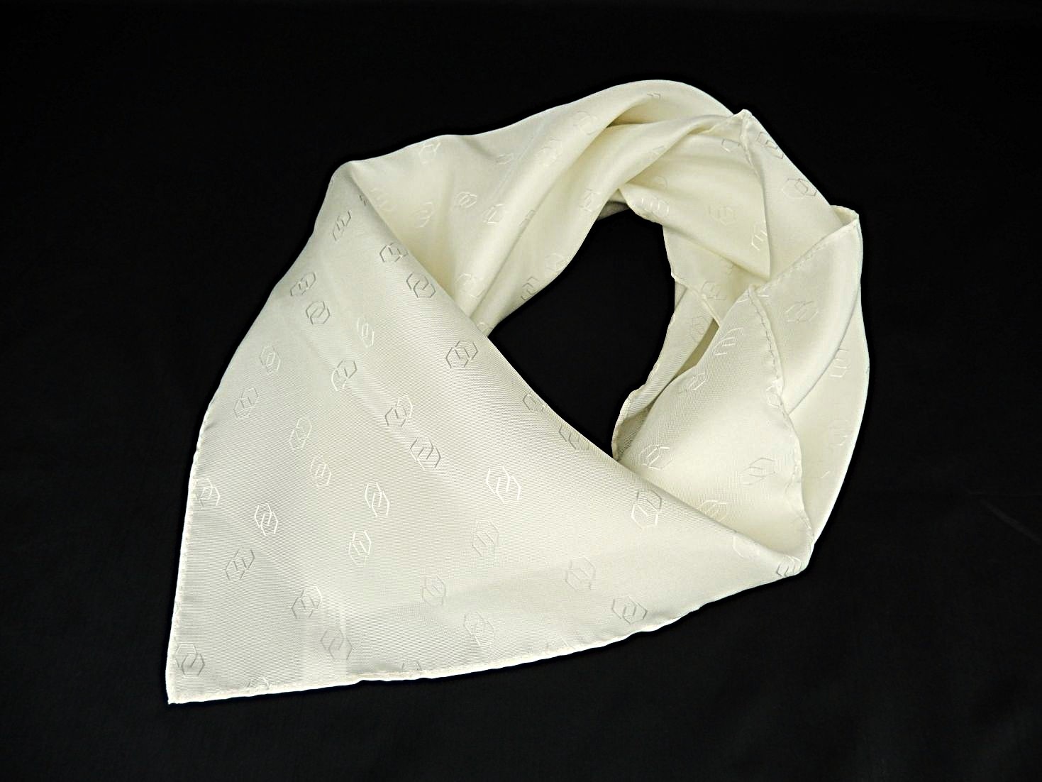 絹100%ダブルリング柄スカーフ　約60×60㎝　1枚