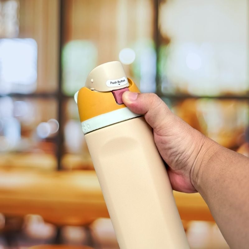 owala オワラ FreeSip 710ml フリーシップ 24oz 3重ステンレス構造の