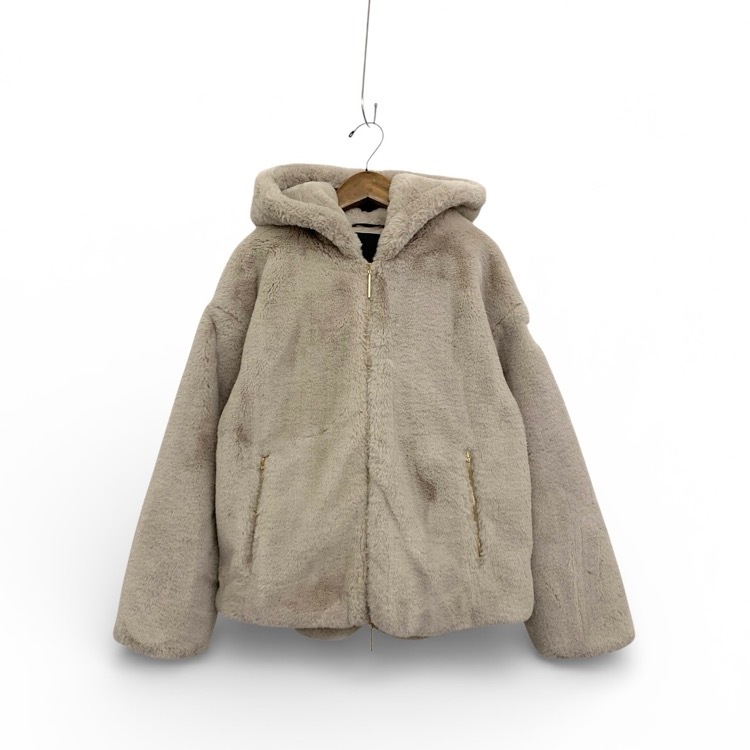 TATRAS タトラス YUMOLA ユモラ ボアブルゾン フード付きエコファー ライトグレー 01 LTAT24A4906-L