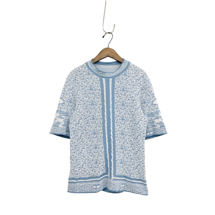 Mame Kurogouchi マメクロゴウチ Landscape Graphic Sheer Knitted Crew Neck Top 伊万里ニットトップ ブルー 3 MM24SS-KN010