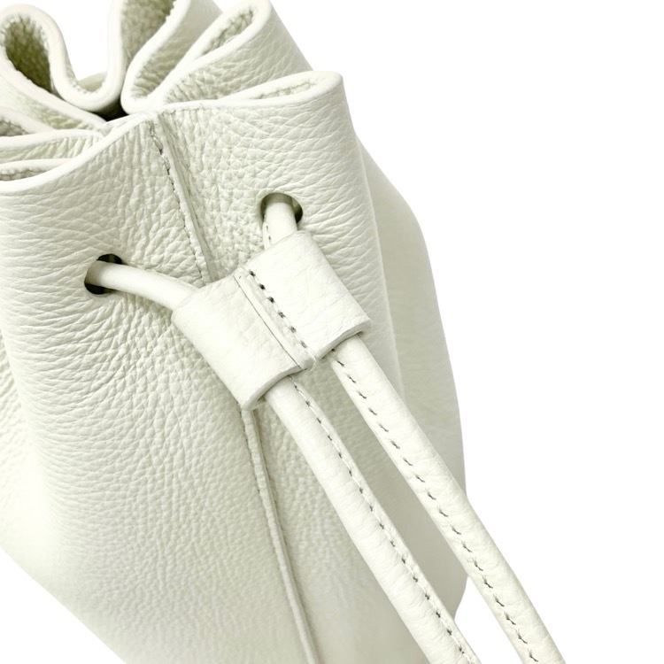 Aeta アエタ BONSAC ボンサック レザーポーチ ショルダーバッグ ホワイト PG58