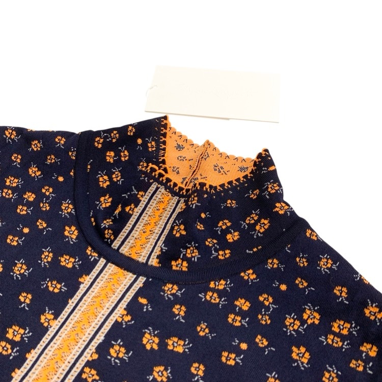 2025AW Mame Kurogouchi マメクロゴウチ Floral Jacquard High Neck Knitted Top 小花柄ジャガードハイネックニットトップス ネイビー 2 MM25FW-KN025