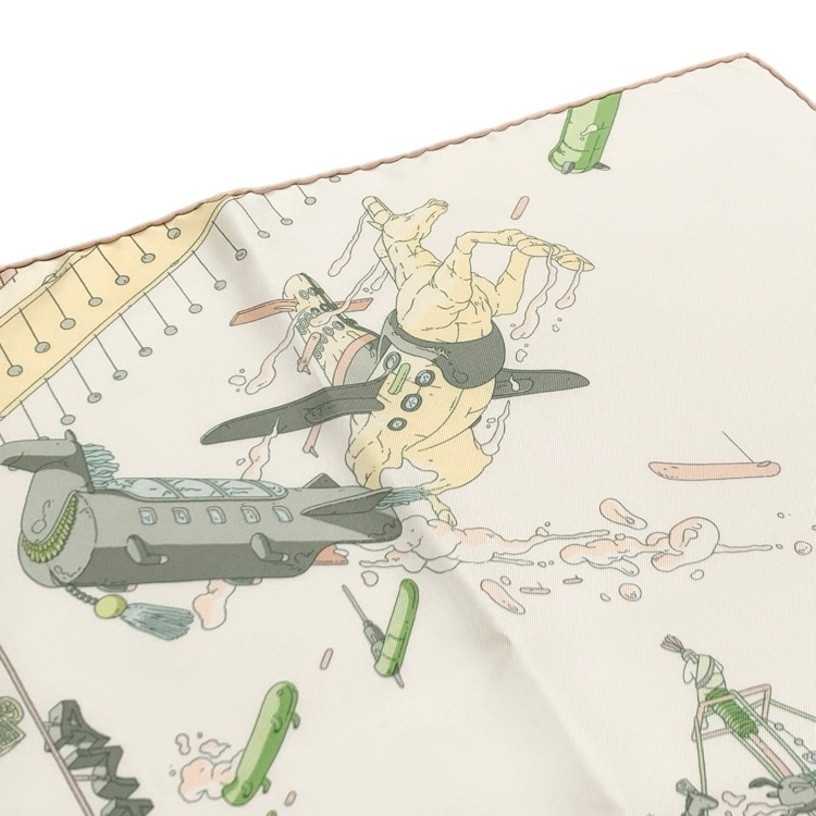 HERMES エルメス カレ90 《LA LEGENDE DU CHEVAL PLUMES >翼のある馬の伝説 シルクスカーフ クリーム