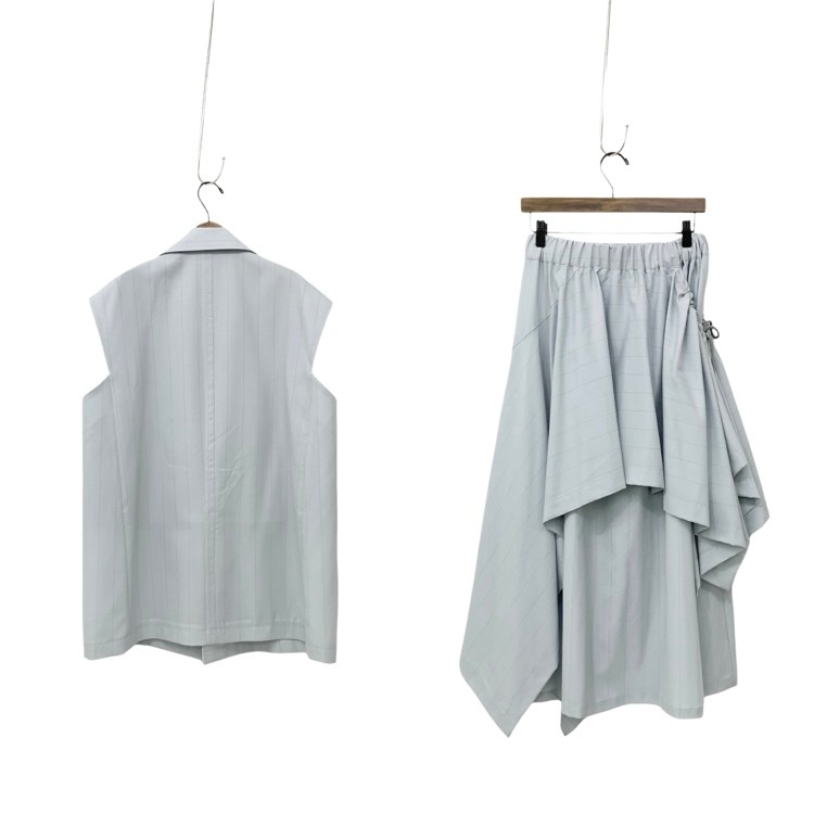 UJOH ウジョー ストライプオーバーサイズベスト&スカート ライトブルー 2 U751-V51-102/U751-S03-102