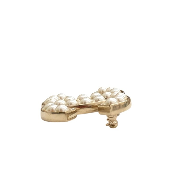 CHANEL シャネル ブローチ パール　CC