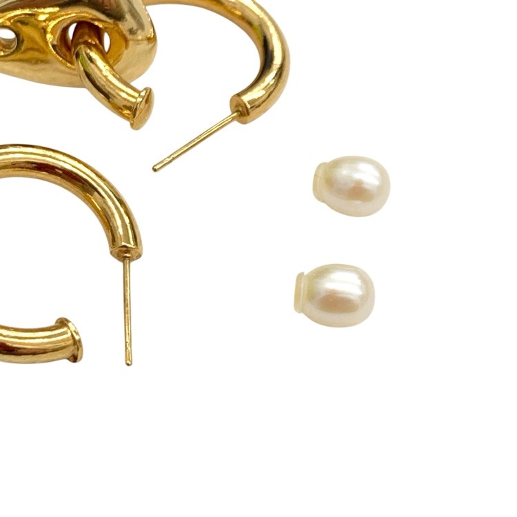 Mame Kurogouchi マメクロゴウチ Freshwater Pearl Earrings 淡水パールアシンメトリーピアス ゴールド F MM25AW-AC308