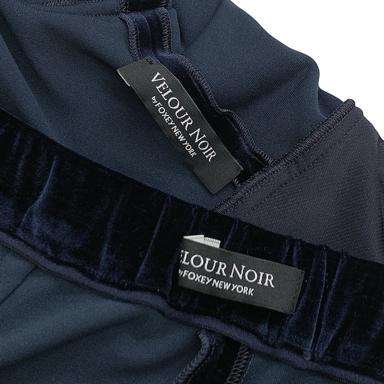 VELOUR NOIR by FOXEY NEWYORK フォクシー ベルベットカスケード パンツギャルソン 白襟2way ベロア セットアップ ミッドナイトブルー 38/38 45481/44843