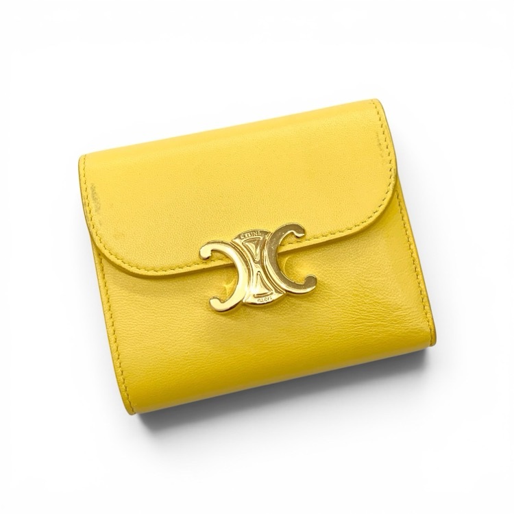 CELINE セリーヌ スモールフラップウォレット トリオンフ イエロー 10D783DPV