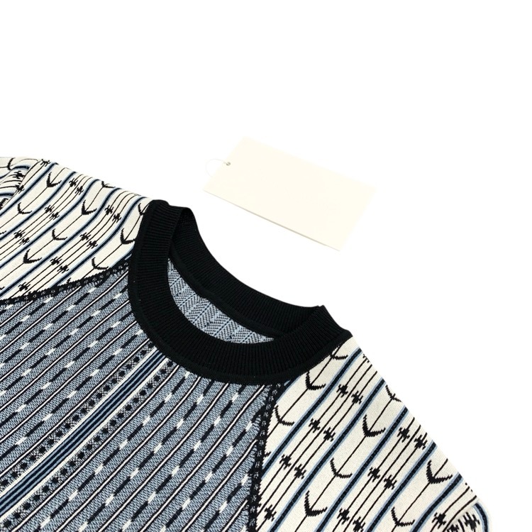 Mame Kurogouchi マメクロゴウチ Geometric Pattern Knitted Top 幾何学模様ニットトップス ブルー 3 MM25SS-KN086