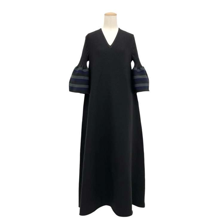 未使用品 CFCL シーエフシーエル POTTERY SHORT BELL SLEEVE FLARE DRESS ポッタリーフレアニットワンピース ブラックマルチ 3 CF007KH089