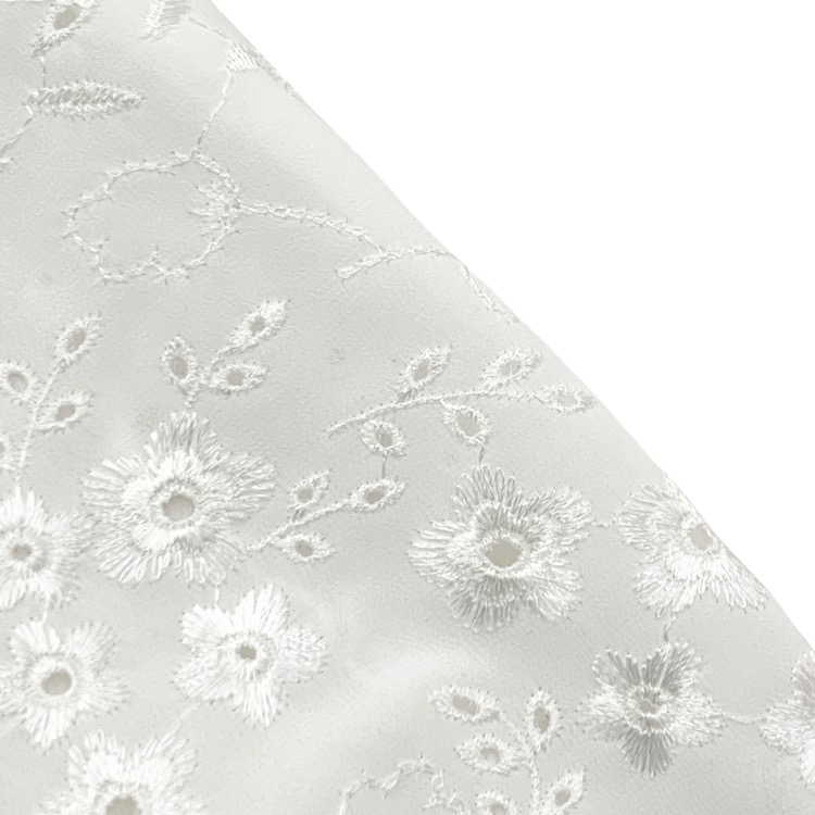 2025AW 未使用品 Mame Kurogouchi マメクロゴウチ Triacetate Georgette Floral Embroidery Top 花柄刺繍シフォンブラウス ホワイト 2 MM25FW-SH106