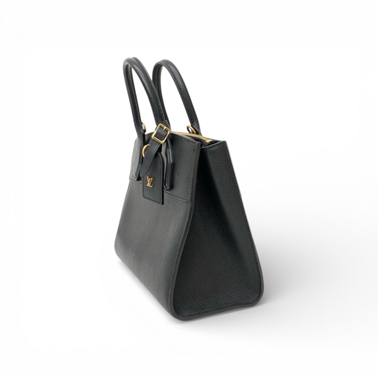 LOUIS VUITTON ルイ・ヴィトン シティスティーマーPM トリヨンレザー ノワール M53028