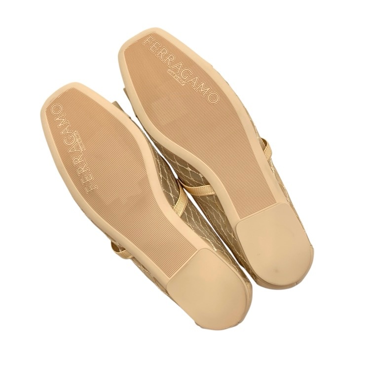 2025年 FERRAGAMO フェラガモ バレリーナ100周年限定 ニューヴァラプレート メッシュ＆リボン ベージュ 6C