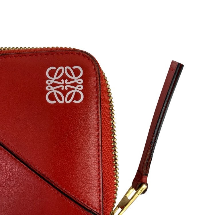 LOEWE ロエベ パズル アナグラム ロゴラウンドファスナー 長財布 レッド