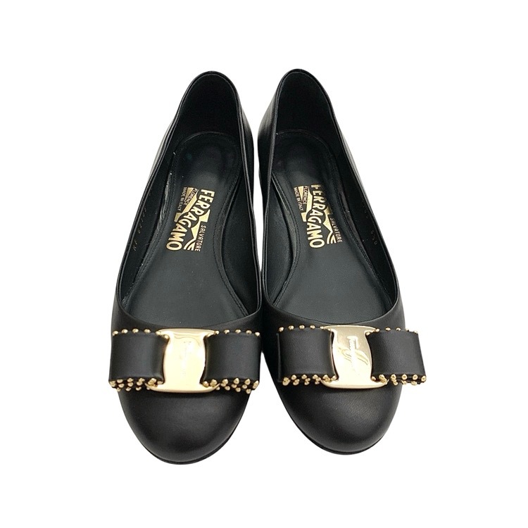 Salvatore Ferragamo フェラガモ VARINA CT スタッズヴァラリボン フラットシューズ ブラック 6 1/2D 0691365