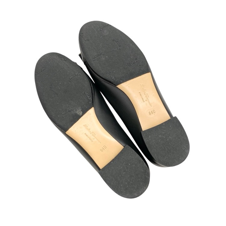 Salvatore Ferragamo フェラガモ VARINA CT スタッズヴァラリボン フラットシューズ ブラック 6 1/2D 0691365