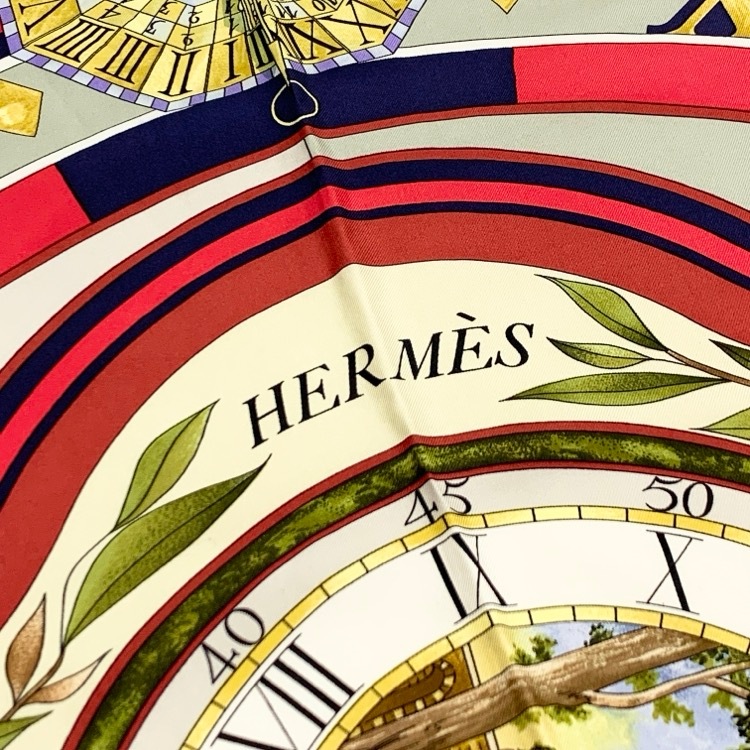 HERMES エルメス カレ90 Parmi les fleurs je compte les heures 花の中で過ごす時間 シルクスカーフ