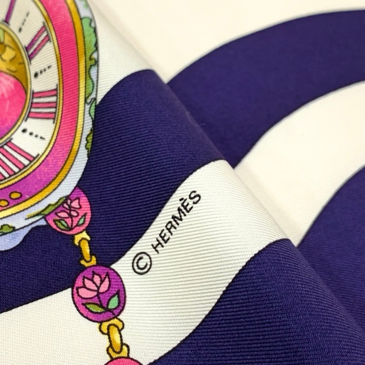 HERMES エルメス カレ90 Parmi les fleurs je compte les heures 花の中で過ごす時間 シルクスカーフ