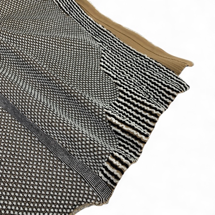 Mame Kurogouchi マメクロゴウチ Spots Pattern Knitted Skirt 豆絞りニットスカート ブラック 2 MM24SS-KN059