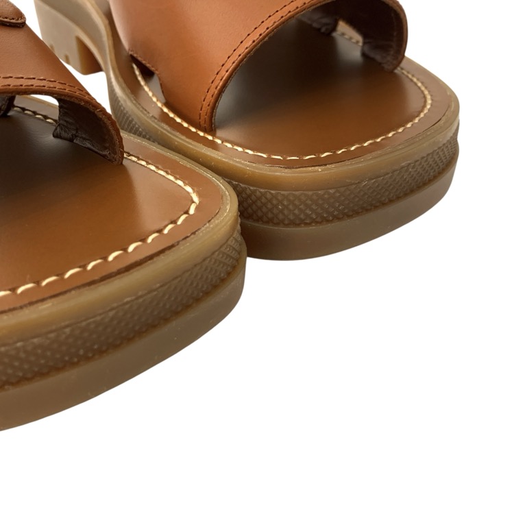 CELINE セリーヌ トリオンフレザーサンダル タン 37 367365348C.04LU