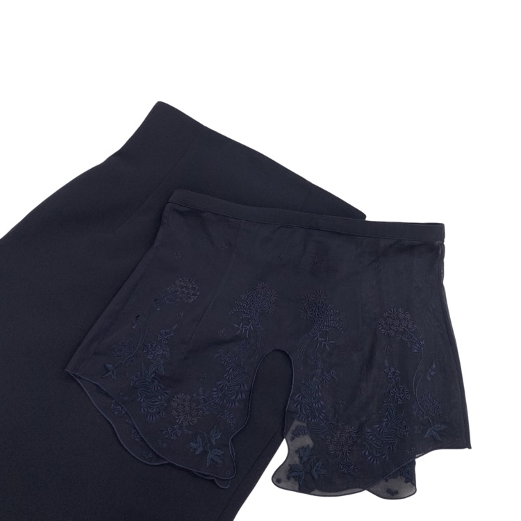 2025AW Mame Kurogouchi マメクロゴウチ Triacetate Georgette Embroidery Peplum Skirt 刺繍ペプラムスカート ネイビー 2 MM25FW-SK104