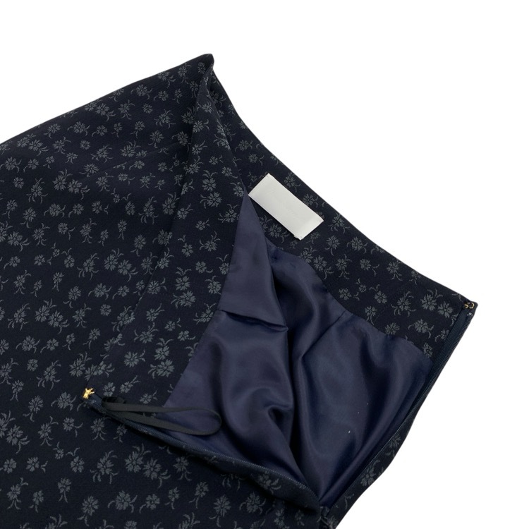 Mame Kurogouchi マメクロゴウチ Cupro Triacetate Floral Jacquard Skirt 小花柄ジャカードスカート ネイビー 1 MM25FW-SK024