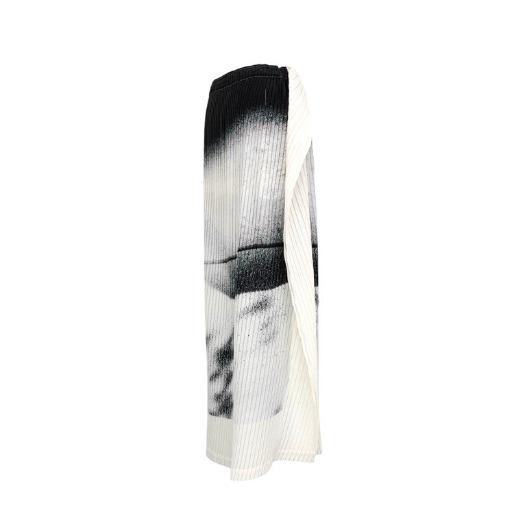 ISSEY MIYAKE イッセイミヤケ Shadow Study Pleats Skirt Shadow プリーツスカート ブラック×ホワイト 2 IM51FG661