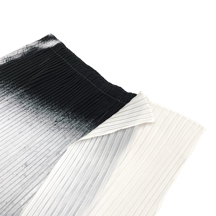 ISSEY MIYAKE イッセイミヤケ Shadow Study Pleats Skirt Shadow プリーツスカート ブラック×ホワイト 2 IM51FG661