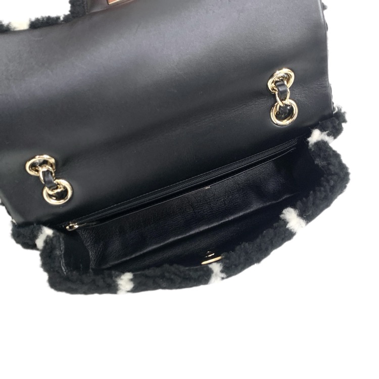 CHANEL シャネル シアリング チェーンショルダーバッグ
