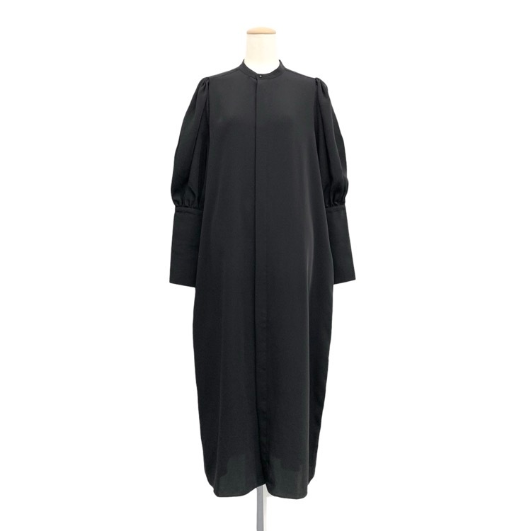 HYKE ハイク TWIST SATIN BALLOON SLEEVE DRESS バルーンスリーブドレス ワンピース ブラック 1 222-16139