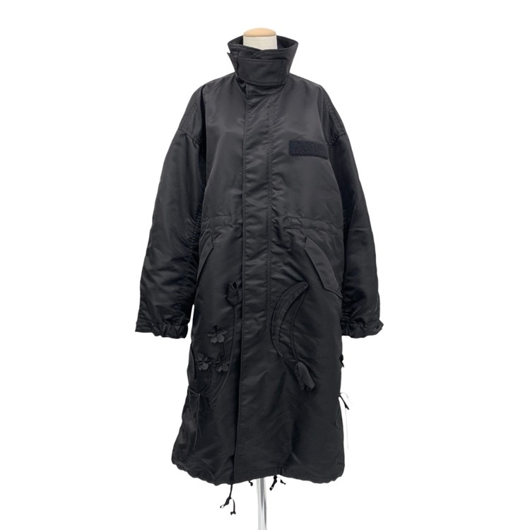 2026SS Mame Kurogouchi マメクロゴウチ Nylon Twill 3D Embroidery Mods Coat チューリップ刺繍ナイロンモッズコート ブラック 2 MM26SS-CO053