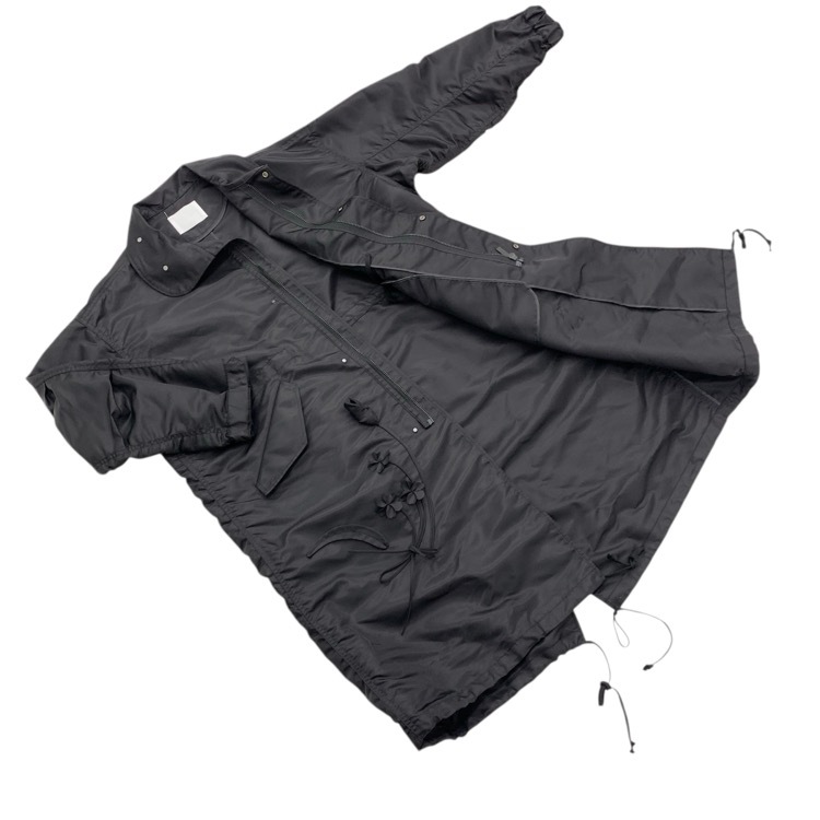 2026SS Mame Kurogouchi マメクロゴウチ Nylon Twill 3D Embroidery Mods Coat チューリップ刺繍ナイロンモッズコート ブラック 2 MM26SS-CO053