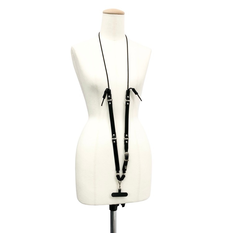 TOGA トーガ レザー フォンストラップ メタルパーツ スマホケース ブラック ONE TZ32-AK943