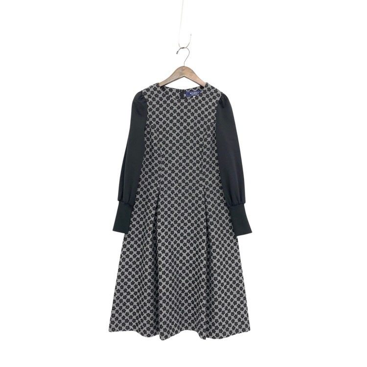 M'S GRACY エムズグレイシー ふくれ小花 袖ニットワンピース ブラック 36 411706