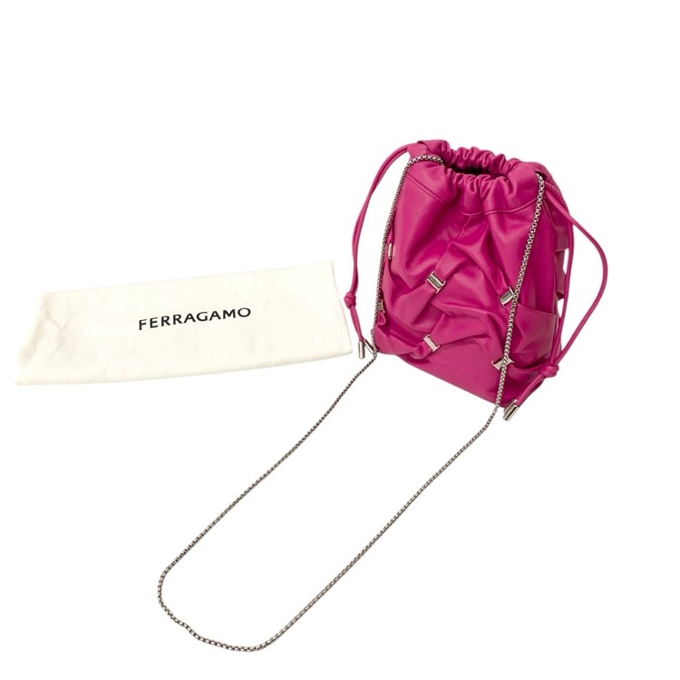FERRAGAMO フェラガモ ヴァラ ミニバッグ チェーンショルダー フーシャ 220838 780181