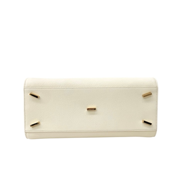 FERRAGAMO  ニューフェラガモステューディオ ソフトバッグ Studio Soft bag 型押しカーフ マスカルポーネ M 21A112 786170